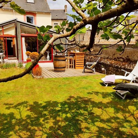 Aux Trois Palmiers Bed and Breakfast Saint-Brieuc Exteriör bild